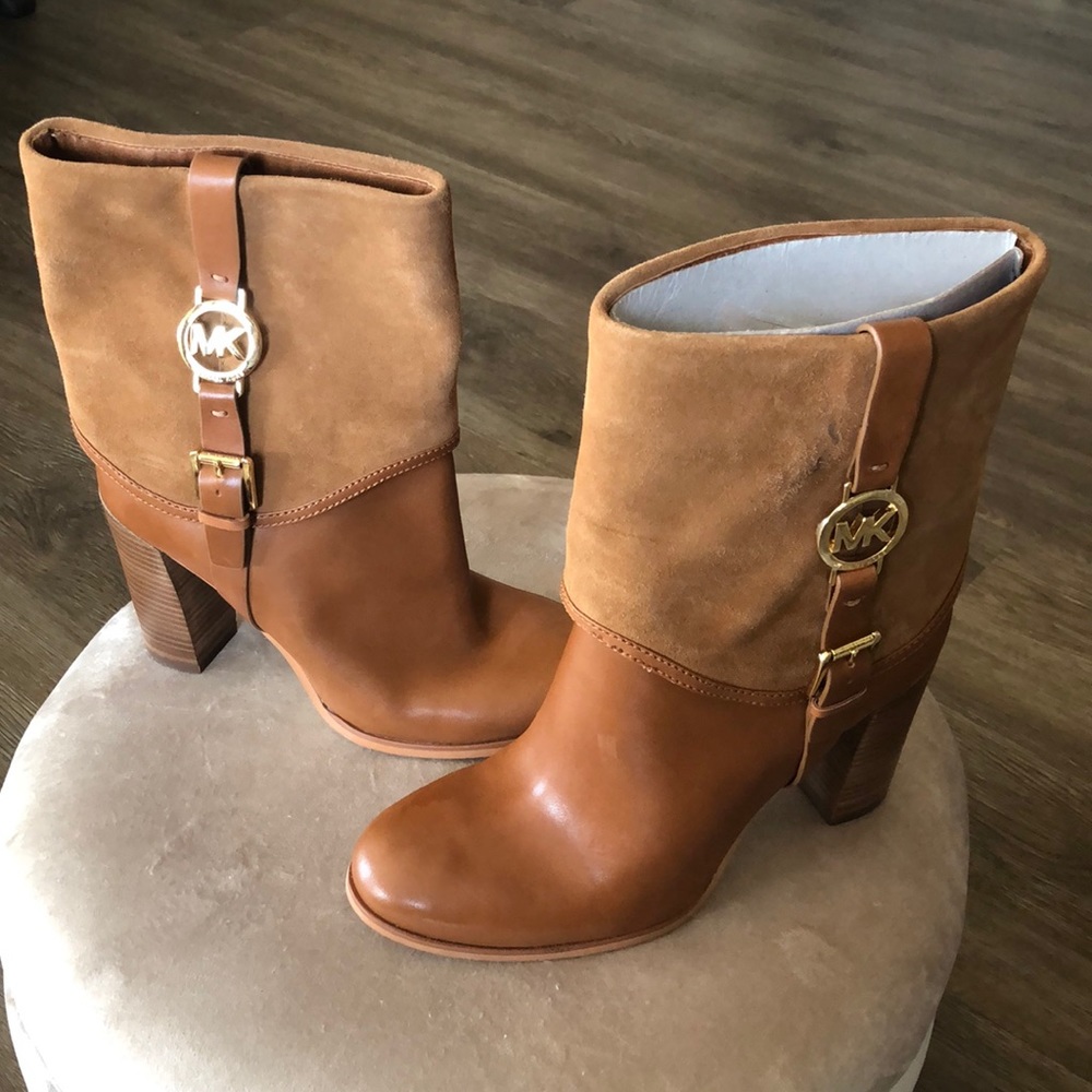MICHAEL KORS CAMEL BUCKLE MID CALF HEELED SUEDE AND LEATHER BOOTS NWOT